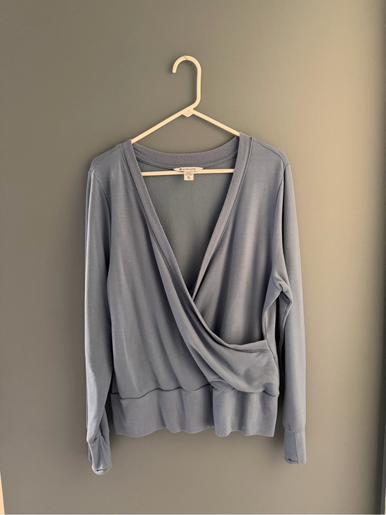 Athleta Tops - 𝅺Athleta Purana Wrap Sweatshirt